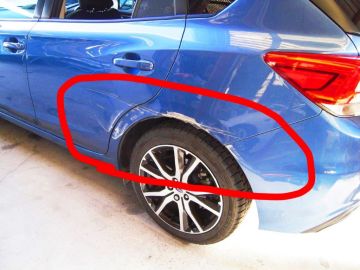 スバル　インプレッサ　